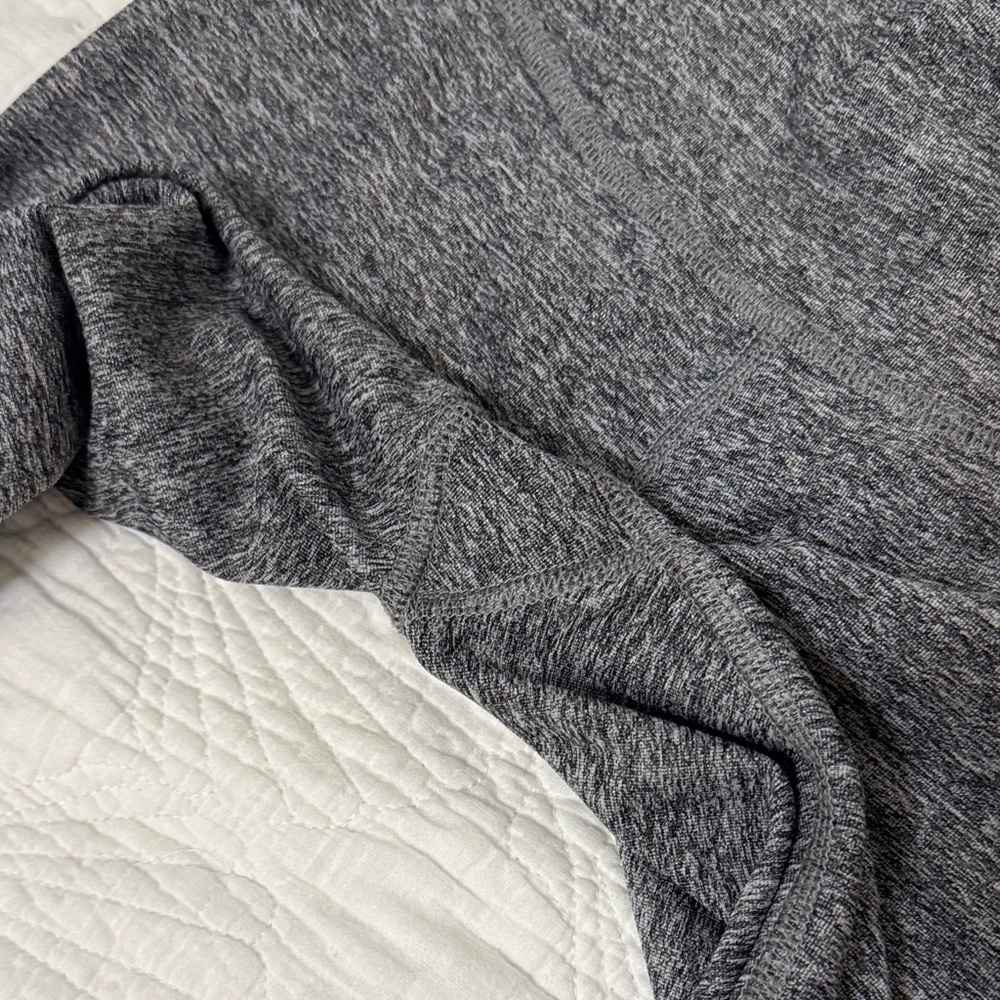 Beyond Yoga Dark heather Gray with shimmer Leggings - Picture 3 of 4